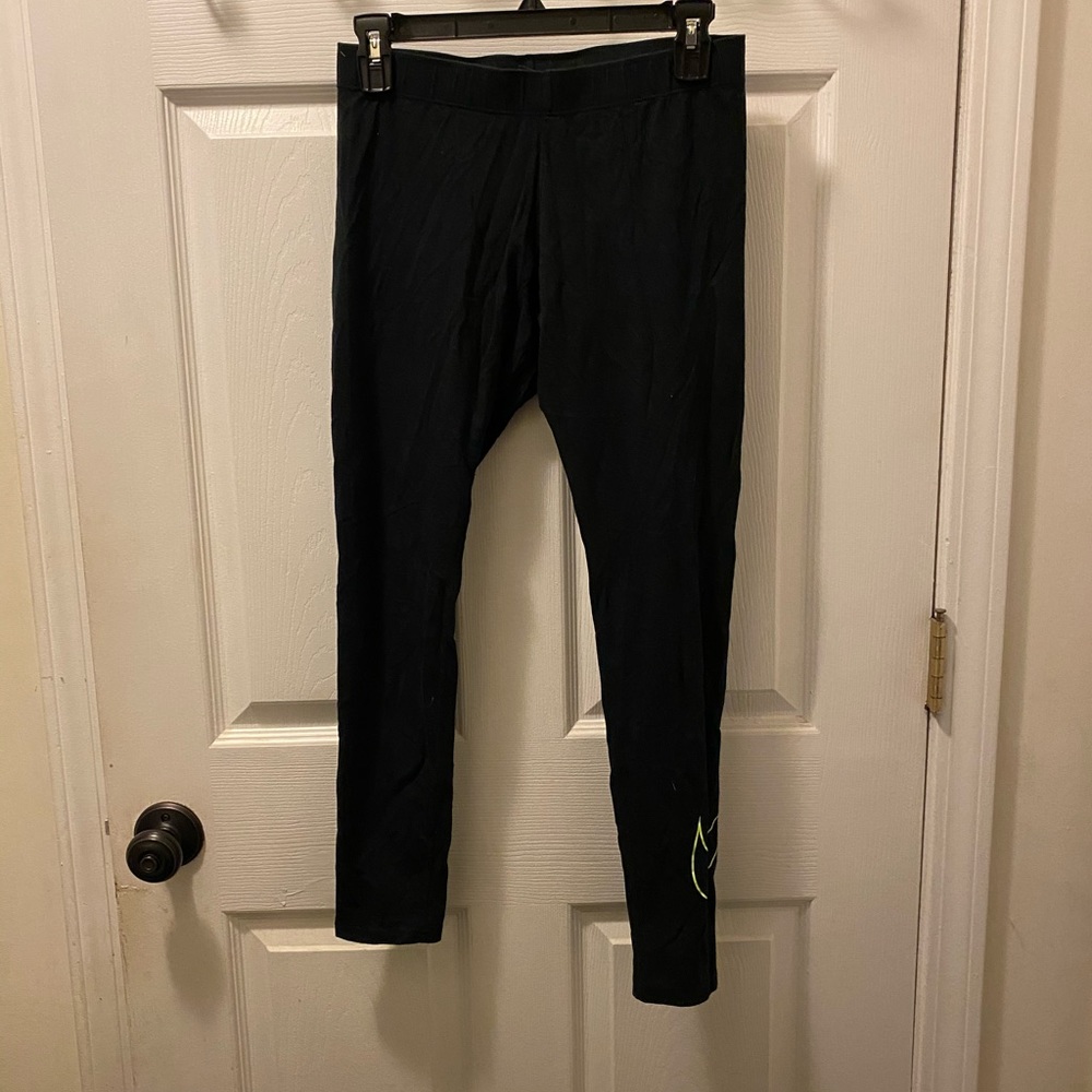 EUC Nike leggings